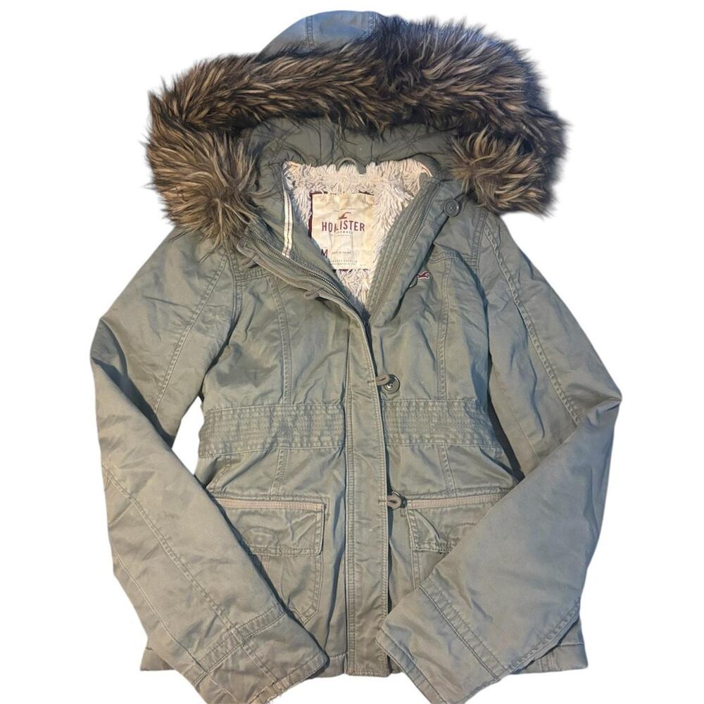 Hollister co green fur lined